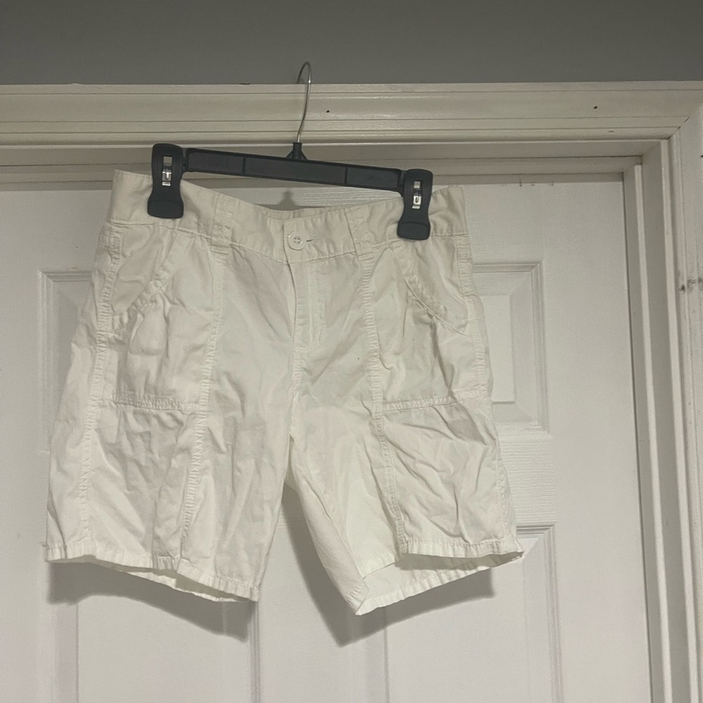 Calvin Klein Women's Light Cream Cargo Shorts